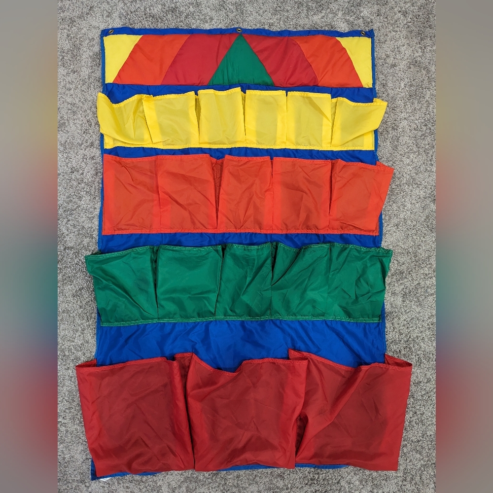 Hanging pocket sorter. Teacher resource. Organizer.